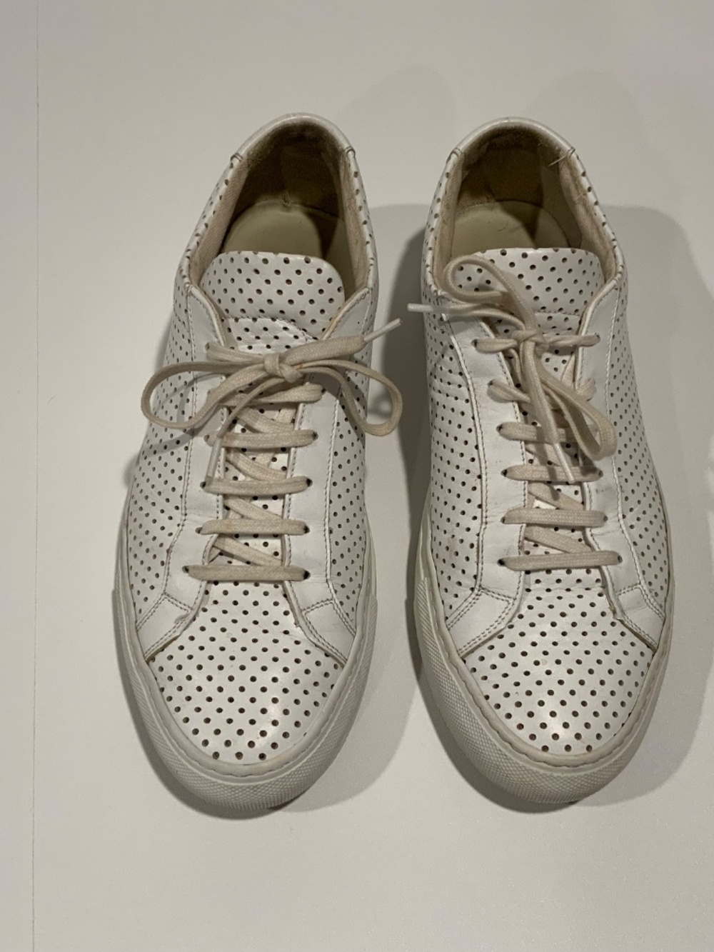 Common Projects Achilles Low Size EU 41 White Perforated Leather Shoes - Picture 2 of 9